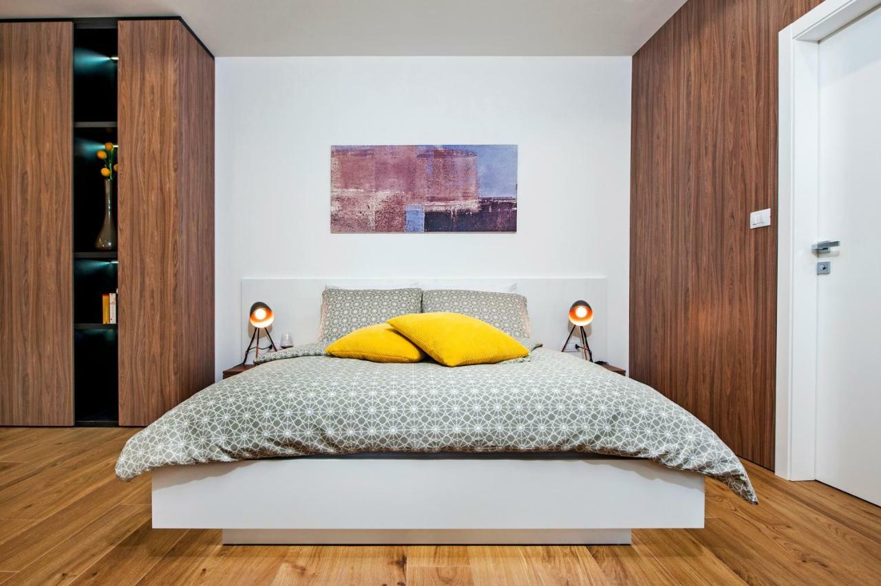 Apartments Vincero ロヴィニ エクステリア 写真